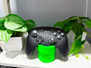 Mario Pipe Controller Holder & Hidden Game Compartment for Switch Classic Controllers