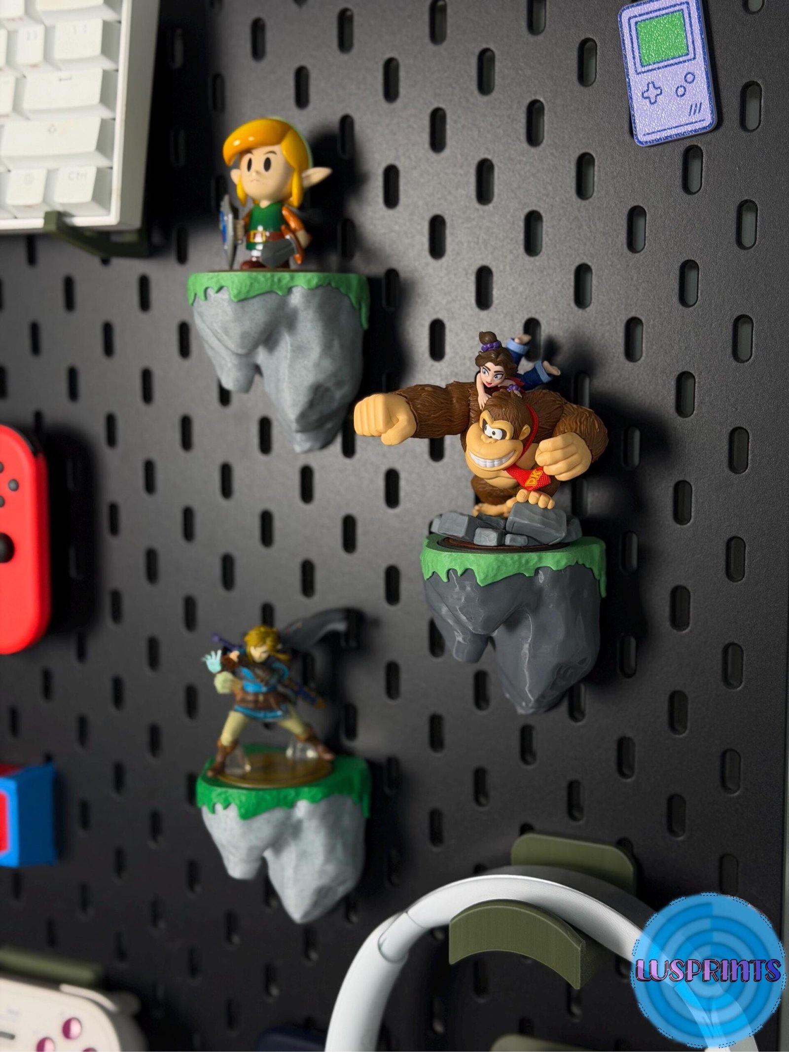 Amiibo Stand for IKEA SKÅDIS Pegboard | Floating Rock Amiibo Display | Nintendo Amiibo Shelf | Gaming Wall Organizer - Image 3