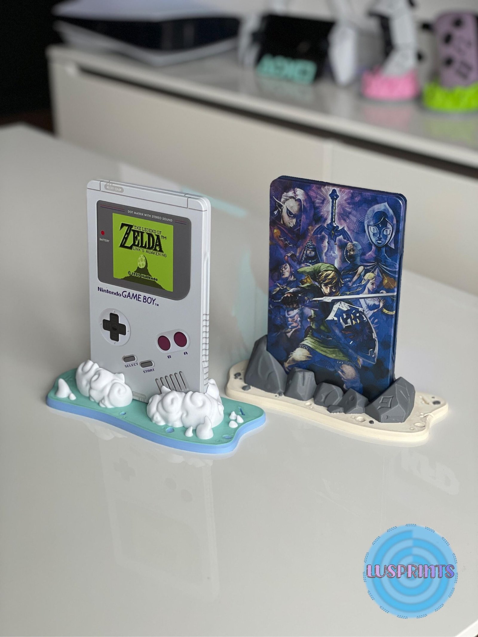 Nintendo Switch Steelbook & Game Display Stand - Image 7