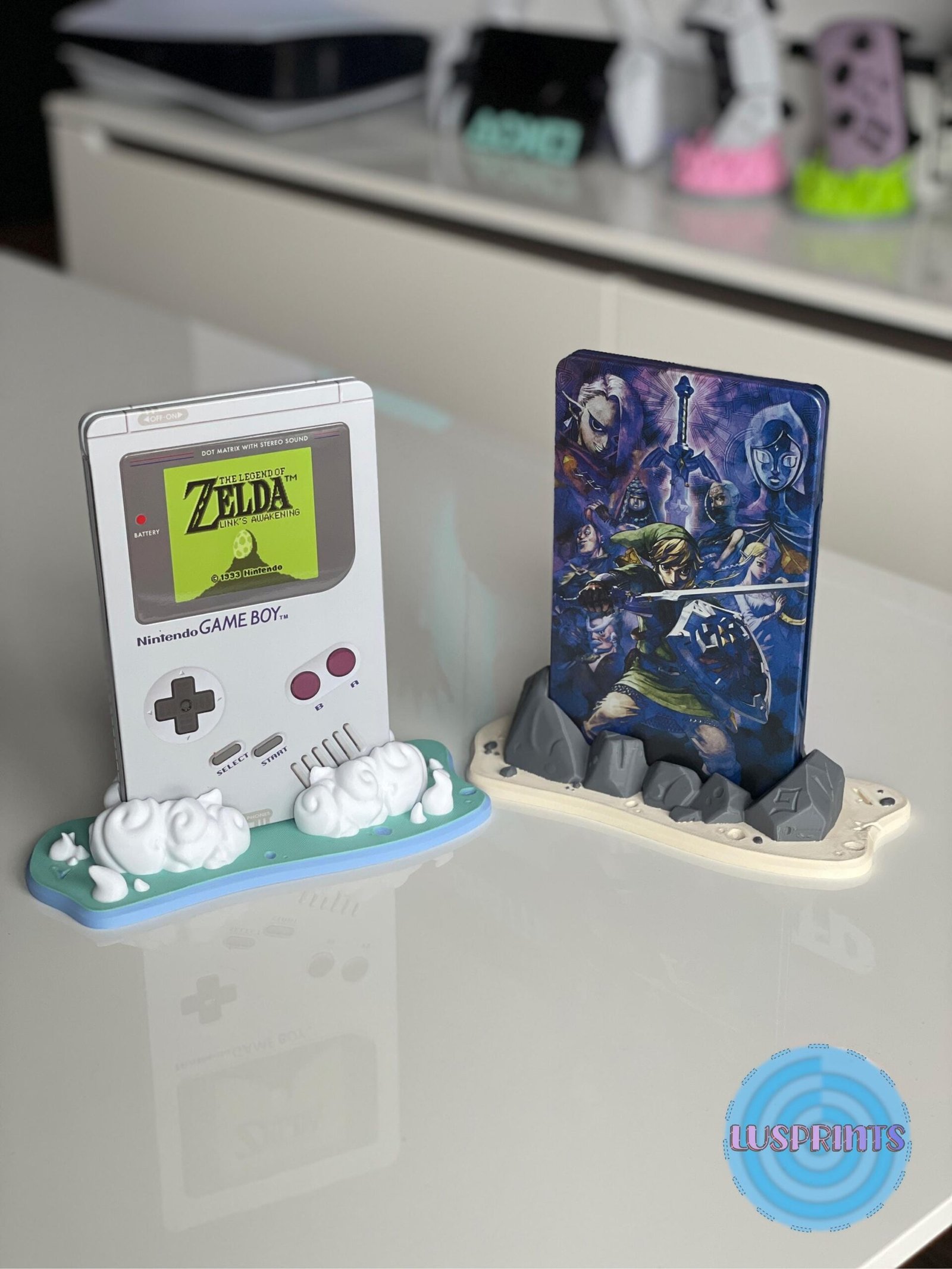 Nintendo Switch Steelbook & Game Display Stand - Image 4