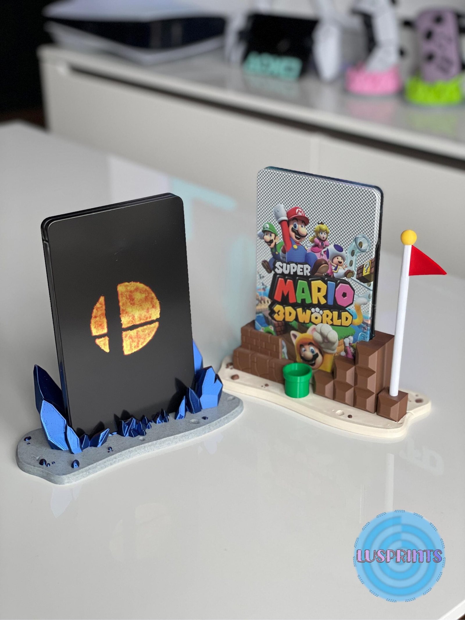 Nintendo Switch Steelbook & Game Display Stand - Image 3